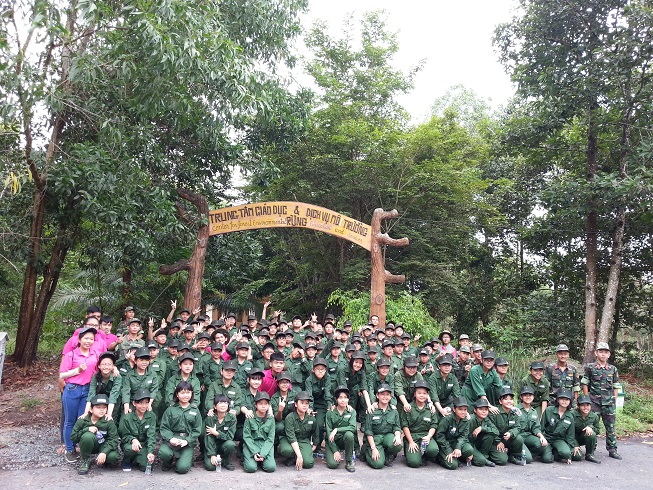 Học sinh tham gia học kỳ quân đội trải nghiệm thực tế tại Vườn quốc gia Lò Gò – Xa Mát